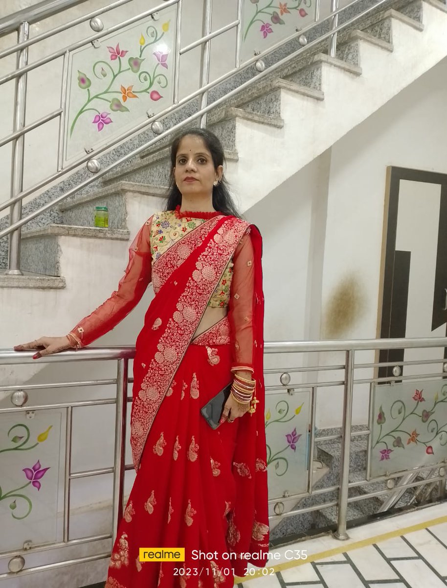 SwatiVyasrymp's tweet photo. अगर आपका व्यवहार अच्छा है

तो आप करोड़ों दिलों को जीतने की शक्ति रखते हो…. good morning 🌄🌄🌄😊 friends 🙏🙏🤗🤗❤️ @ashokgehlot51 @RahulGandhi @YadavJi____ @RishiKrVyas @Mahipalbish9e @SachinPilot @ABPNews @Sukhjinder_INC https://t.co/LcpqucJuoz