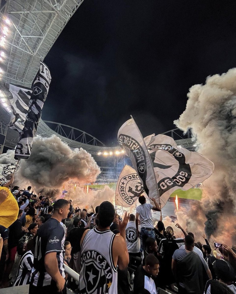 MeuBotafogo's tweet photo. PONHA ALMA E O CORAÇÃO

QUE ESTAREMOS COM VOCÊEEE

VAMOS, MEU FOGÃO

PRA SER CAMPEÃO

HOJE TEMOS QUE VENCER! 🔥🔥 https://t.co/5rRMVOvOa1