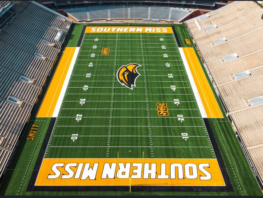 lbstew20's tweet photo. I’m blessed to receive a PWO from the University of Southern Mississippi! Thank you Lord! #SMTTT @CoachGMeyer @ogwarriorsfb @CoachCausey66 https://t.co/vTQ5xZ0waf