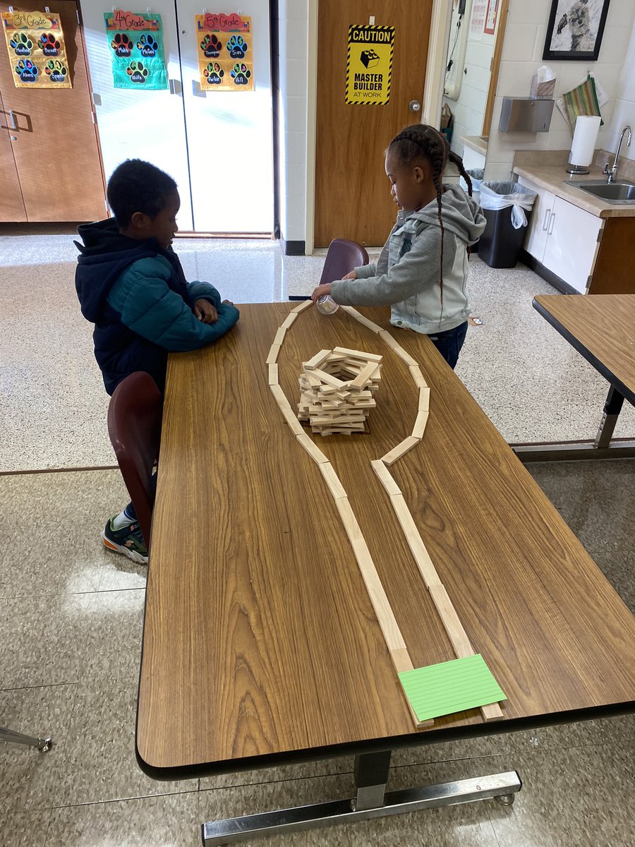 Laurie Hartley tweet media