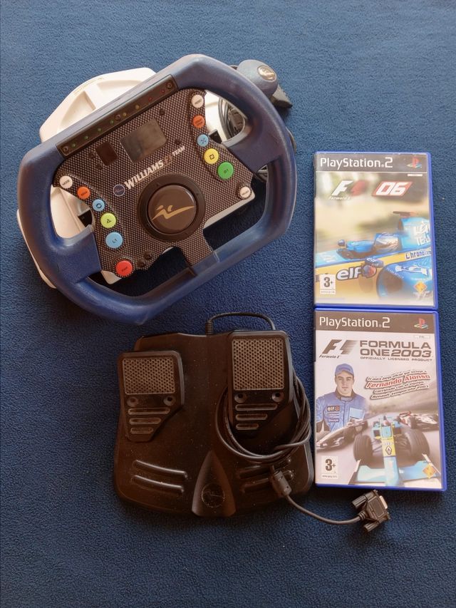 dfarraces91's tweet photo. @scsimracers Y tu este, me falta el f1 04 que está bien guardadito regalo de mi padre.❤️ https://t.co/KwCOAjXL9j
