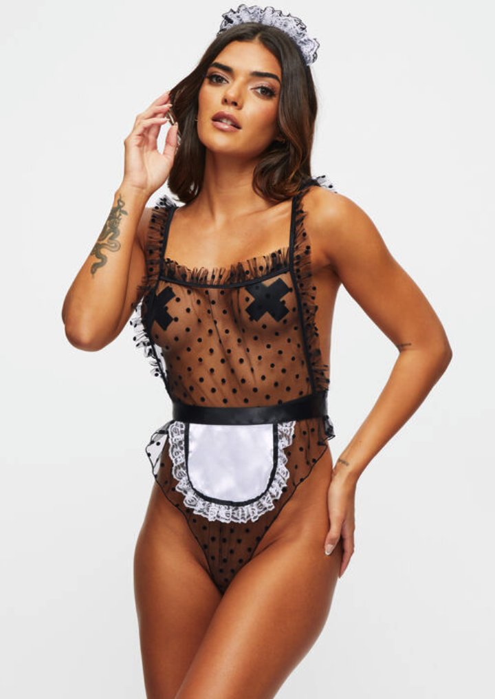 Wobblegob_game's tweet photo. Halloween was only 2 days ago and they've ALREADY got fancy dress at Ann Summers. C*NTS.

#wobblegob #swearycardgames #asbo #asboGames #cardgame #playingcards #NSFW #SnapwithTourettes #Adult #stagparty #henparty #giftideas #henpartyideas #stagpartyideas #adultjokes #adultsociety https://t.co/26058bIN8H