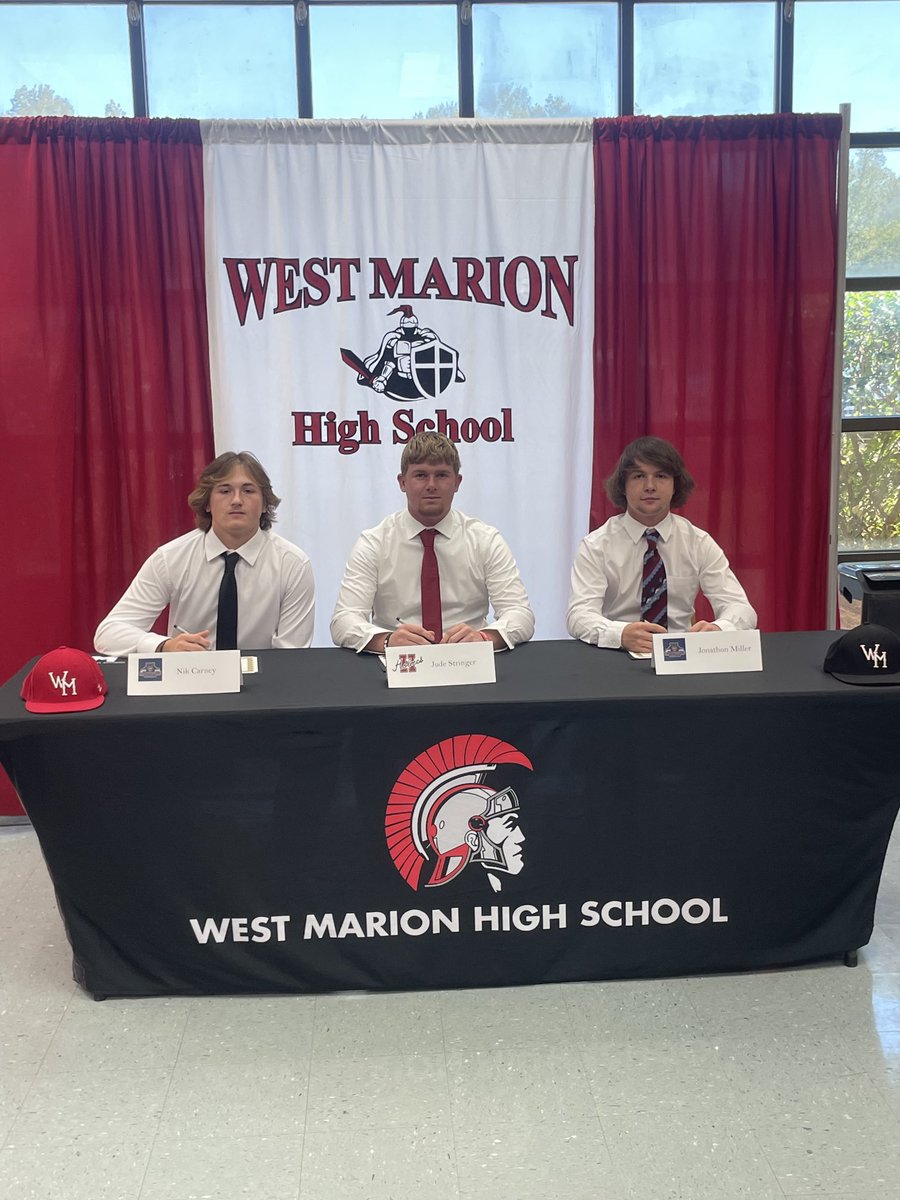 Congratulations to these 3!! It was a great day for our program!! ⁦<a href="/Nikcarney0/">Nik carney</a>⁩ ⁦<a href="/JudeStringer5/">Jude Stringer</a>⁩ ⁦<a href="/bulldawg_4/">Jonathon miller</a>⁩