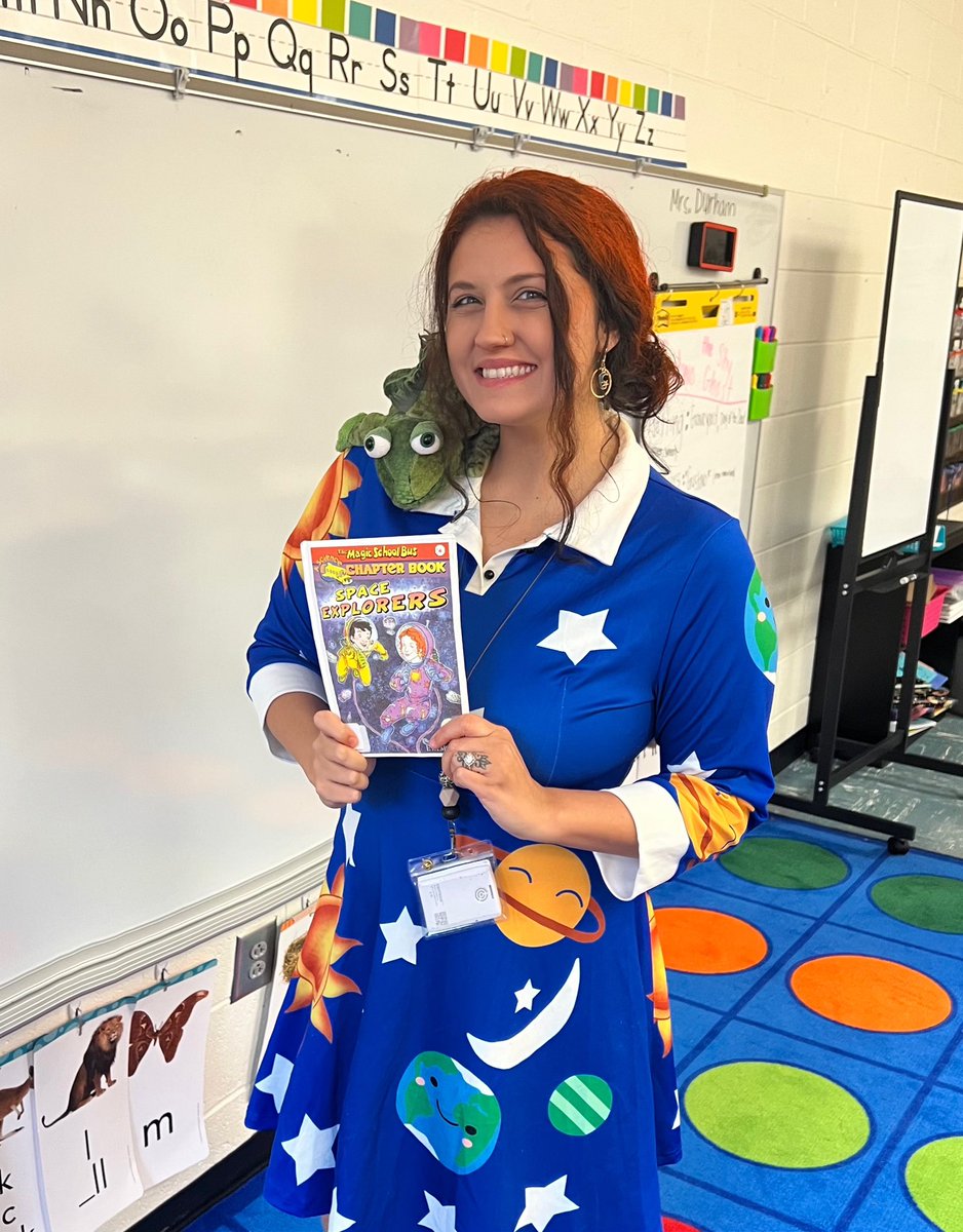 “Take chances, make mistakes, and get messy” Ms. Frizzle was the coolest teacher in the world, and when I was little, I knew I wanted to embrace her and turn her fictional character into real life! #TeacherGoals #BookCharacterDay #MagicSchoolBus