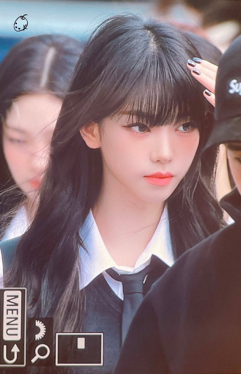 ujiminphoria's tweet photo. Karina looks like she came straight out of an anime https://t.co/RlMqemyVSE