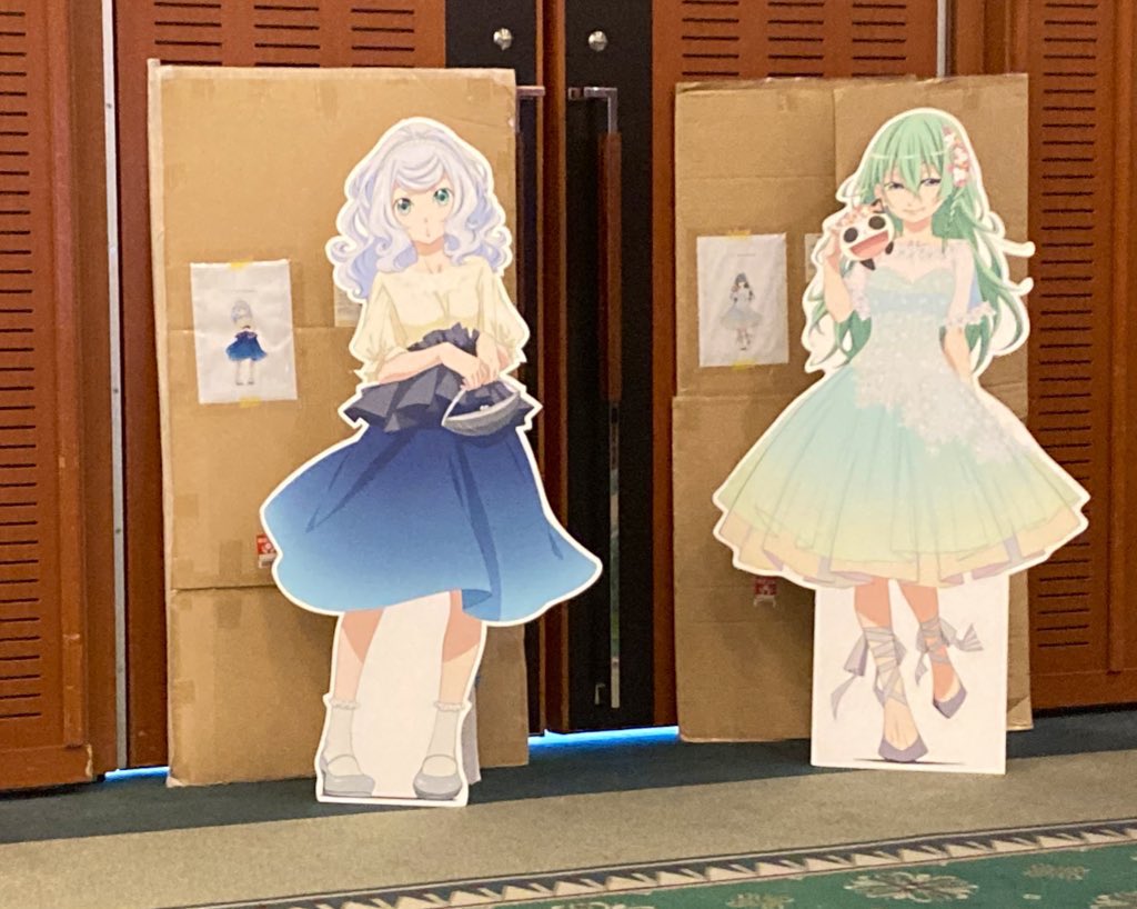 SBlueTopaz's tweet photo. 続サプライズ企画の裏話
例によって、私はわためぇの曲を流したところマキシさんもわためいとと判明！
ホロ話やVの曲話などに華が咲きつつ、往復したところサークル終了時間に到着！
こちらも邪魔にならないようにセットして奇跡のコラボを実現させました～
松竹さんホントありがとう！

 #AC20 https://t.co/2NgQmMhwi0