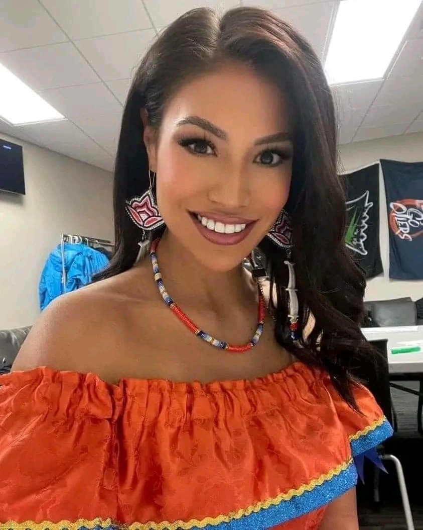 Rate this photo out of 10 🥺💜