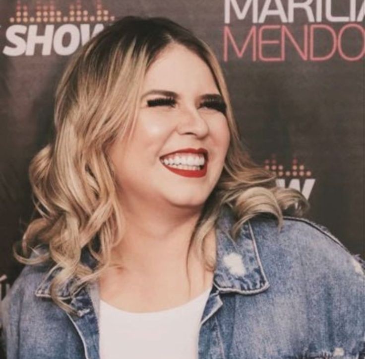 backToBl4ckk's tweet photo. A culpa é sua por ter esse sorriso ou a culpa é minha por me apaixonar por ele? https://t.co/vouKV9OwZI
