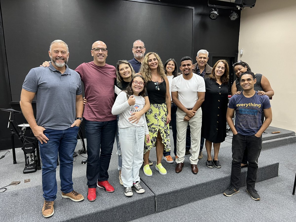 Regozijai-vos sempre - (Constância) - 
Orai sempre - (Perseverança) -
Daí graças sempre - (Intensidade) - 

Nosso Lugar de Paz foi uma benção!!!