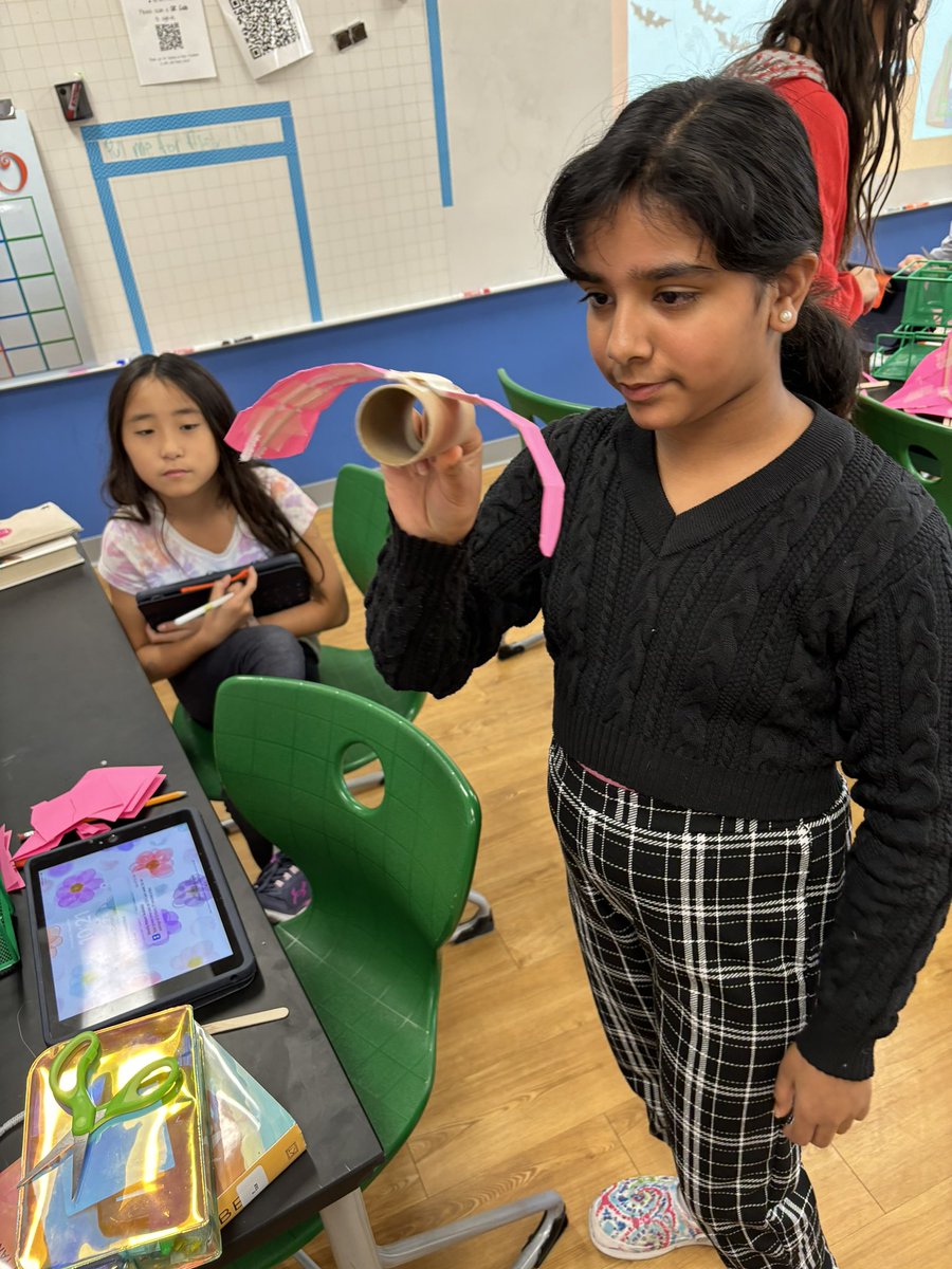NicoleMcBado's tweet photo. 🦇Billy the bat STEM was back!! 🦇 #inspire96 #SciSpecialist #STEMed #SciEd @NadScience https://t.co/n7m9eU6YGH