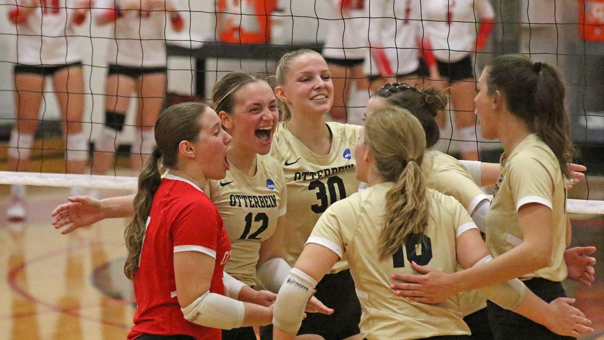 Ott_Athletics's tweet photo. VB: Otterbein - 3, Denison - 1 (FINAL) ... Cards drop opening set but rally to win next three by identical scores and prevail 14-25, 25-21, 25-21, 25-21. Olivia Vitaz hands out 33 assists as team ends regular season on high note. OAC Tournament next week!

https://t.co/by0cMSKYE6 https://t.co/ffoShPhb8K