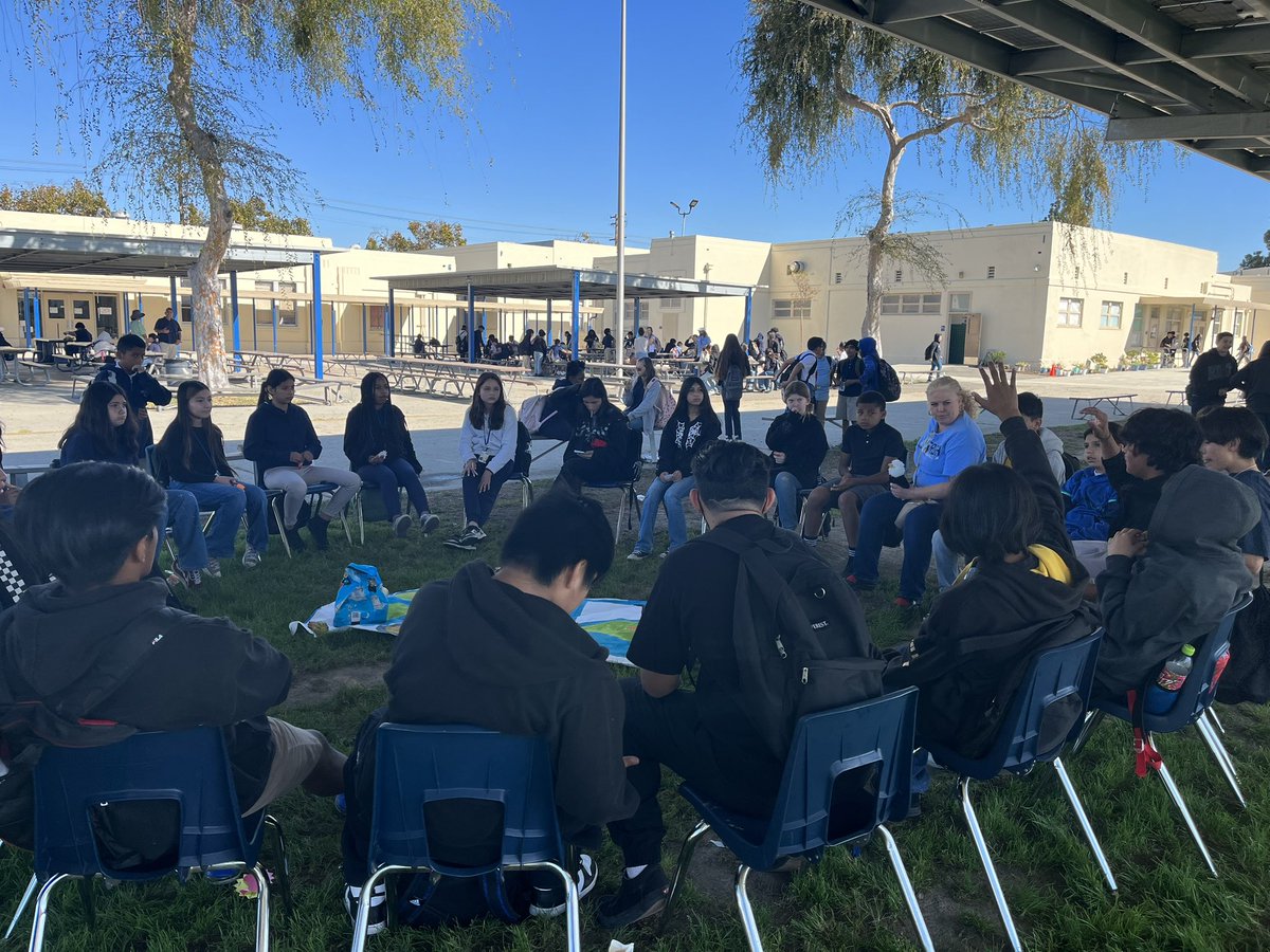 StaceyBenuzzi's tweet photo. It’s been an amazing week @LindberghStemLB! Check out our lunchtime community building circles and events for students and staff in the Wellness Center. #TogetherWeRise https://t.co/HqZ84n0Ete