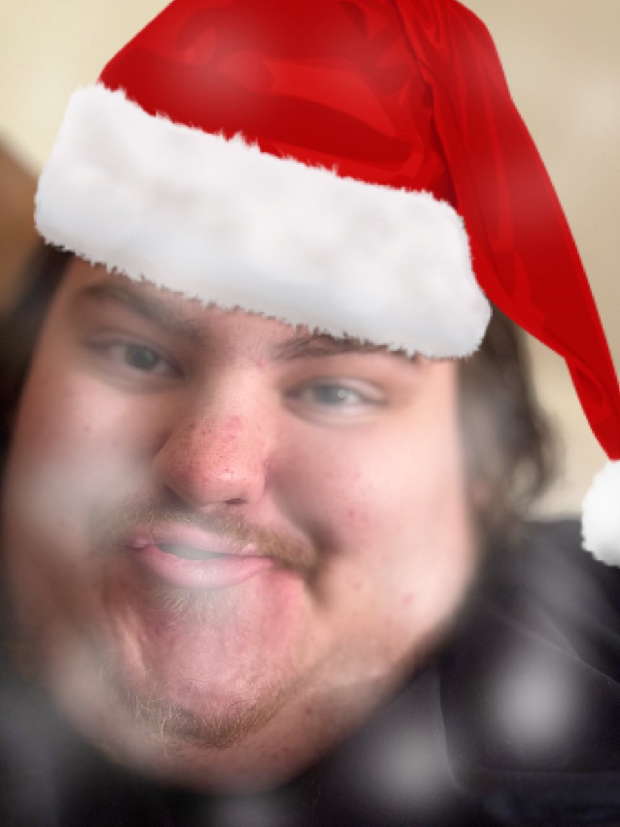 CRAZYJusticeC's tweet photo. All I want for Christmas is you. https://t.co/kbGxY9dI60