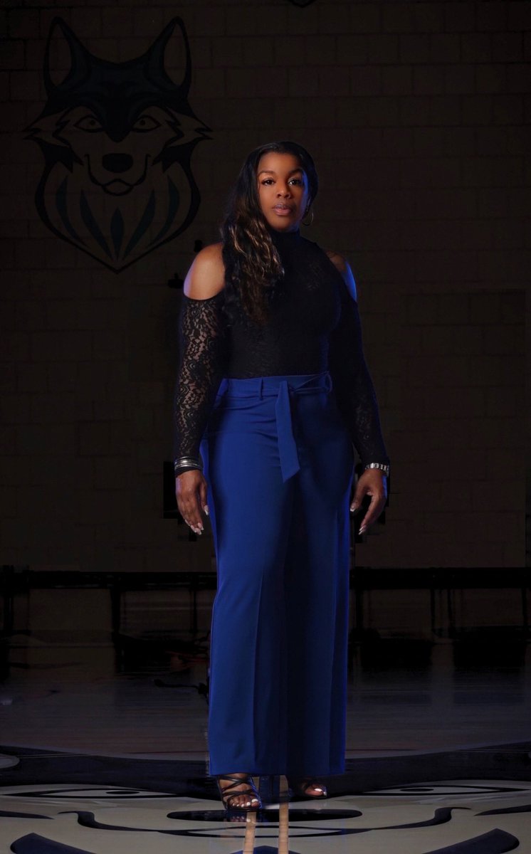 CoachFeesa's tweet photo. New Yearโฆ Same Goal! #LetsWork #MccKc #Wolves #WBB ๐ https://t.co/hKfa580HJs