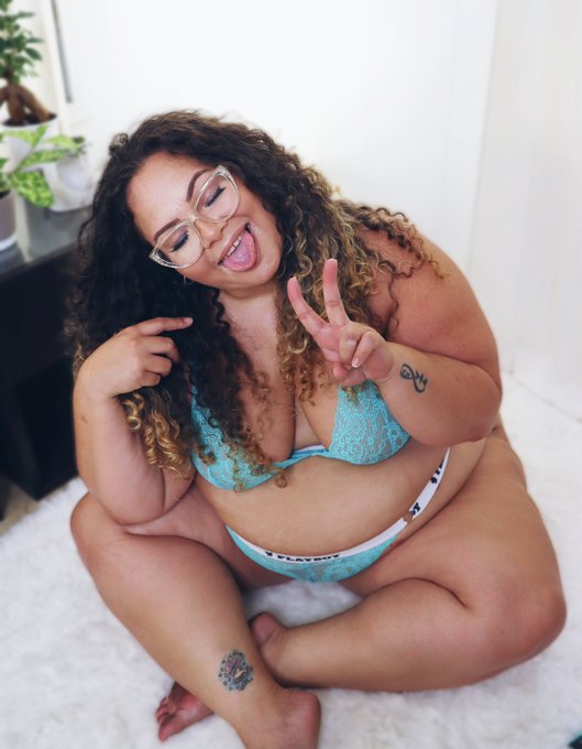 Let me laugh and chill! Let&rsquo;s focus on that better! 🤪✌🏼 https://t.co/iqPzWNq6aN