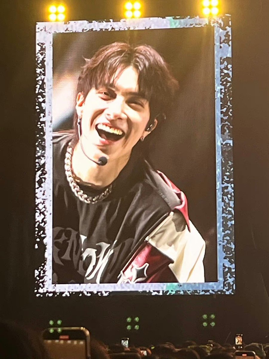 HENGC0RE's tweet photo. love when hendery just goes (˶ᵔ ᗜ ᵔ˶) https://t.co/zKPL7nzJwB