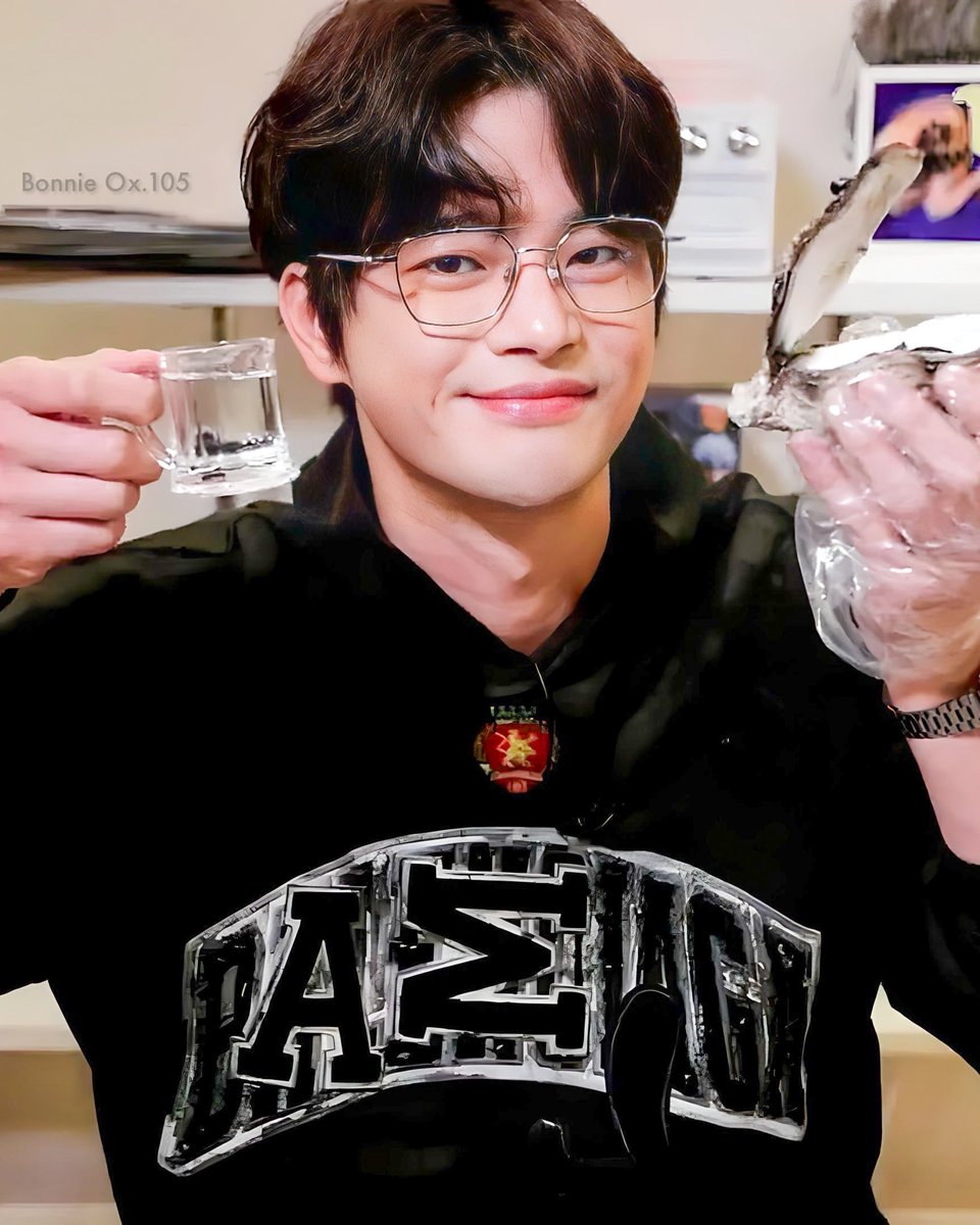 Bonnie_guk87's tweet photo. (◕‿◕)♡ #SeolnGuk #서인국
#徐仁国 #ซออินกุก
#ソ・イングク
#seoingukedit
#Aermusic_official https://t.co/pB0UoigS4Y