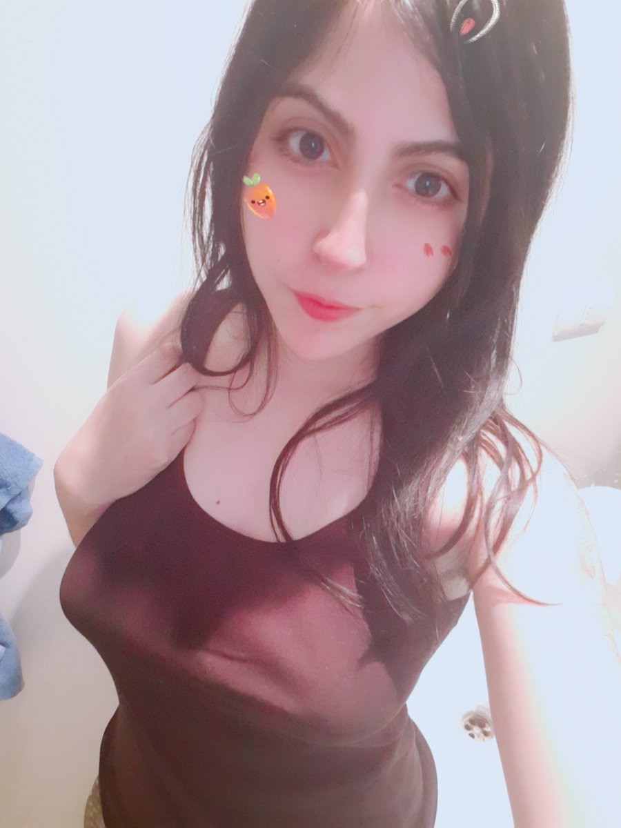 Bourdmont's tweet photo. Esta foto es de hace 2 años con filtros snow ok. 

#girlytwt #bunnygirl #pics #OtakuCulture #japonesa #selfie #snow #venezolana https://t.co/e0C95hjXQR