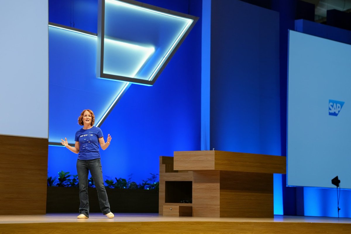 Our board member Julia White taking the stage at <a href="/SAP/">SAP</a> TechEd 2023
#SAPTechEd #SAPTechEd2023