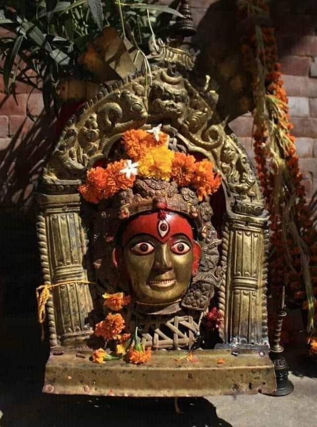 bklamsal's tweet photo. Feminine is synonym of entire network of energy. Let us meditate to the whole energy for transformation.#Taleju #Kathmandu #Nepal
Image #copied. https://t.co/pDWhZm7HgB