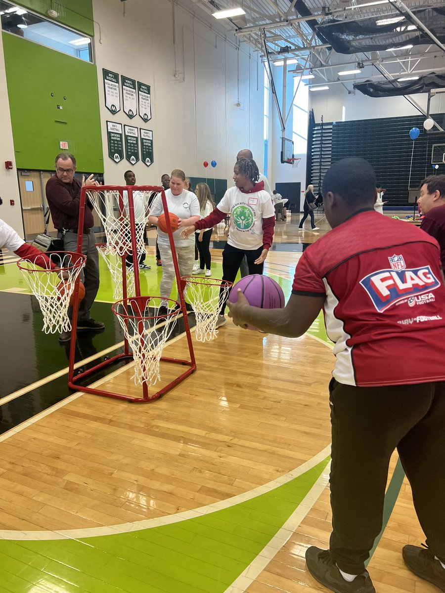 Alison Lincoln tweet media