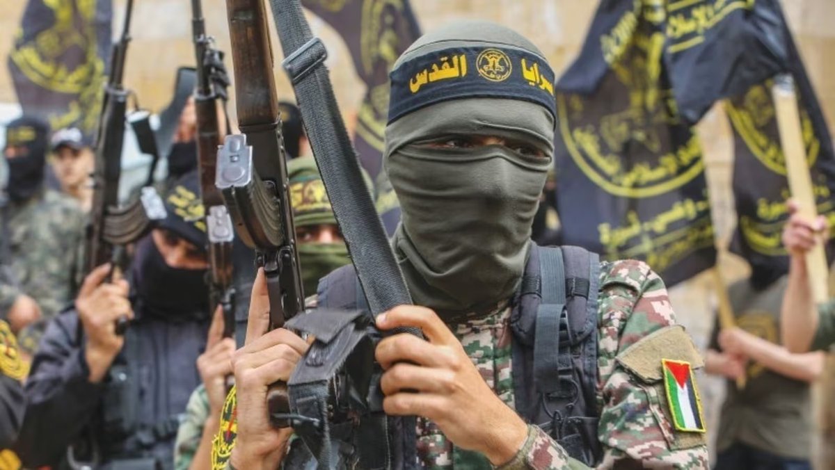 MarioNawfal's tweet image. 🚨 ANALYSIS: HAMAS USING WAR TO ITS ADVANTAGE

William McGurn's Wall Street Journal report titled "Hamas's Two-Stage Wars" highlights how Hamas has strategically used the conflict to its advantage.

He Shared: 
- Hamas has intentionally prevented Palestinians from leaving…