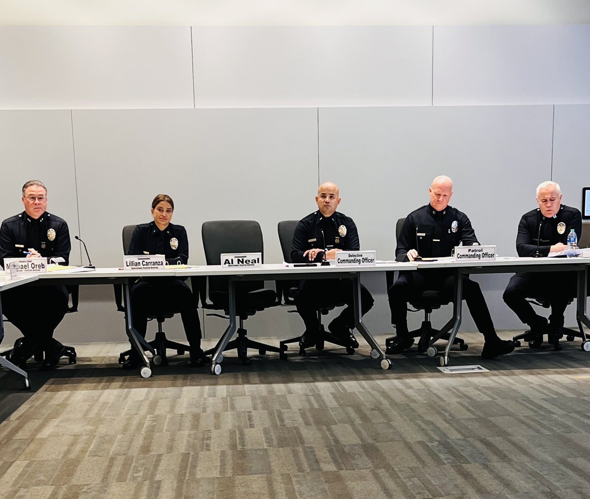 LAPDCARRANZA's tweet photo. Under the leadership of @lapdmikeoreb 🚔 A "Class A" Uniform event! Early #morning #Compstat #inspection! Thank you Operations-Central Bureau Commands. @LAPDHollenbeck @LAPDRampart @NortheastArea @LAPDCentral @NewtonLAPD and #OCB #Homicide for all you do to keep Los Angeles #Safe! Look Sharp! Act Sharp! be Sharp! Tremendous work being done! Doing their part to keep the community safe 24/7/365! #LAPD The #relentless pursuit continues..... #Leadership