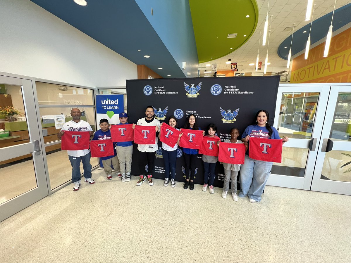 dallasschools's tweet photo. The @Rangers ARE WORLD SERIES CHAMPS! Congrats to the home team! https://t.co/1jItS9G1pC