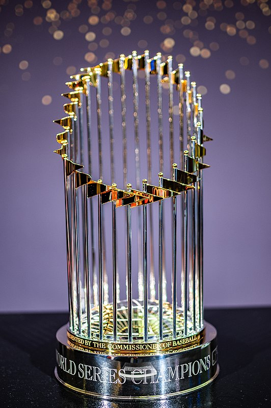 KenCostlow's tweet photo. The most beautiful trophy in all of sports!
#CommissionersTrophy
@MLB https://t.co/iYbVWzg8Gu