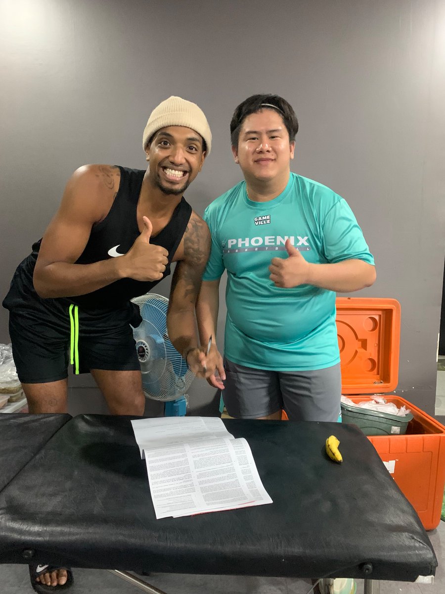 HeftyLeftyy's tweet image. 