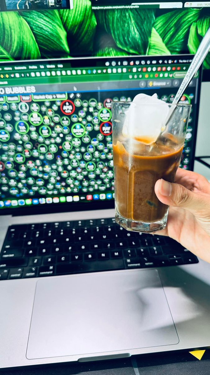 LeDuyCryptoMan's tweet photo. GM cả nhà, sáng nay có vẻ cafe ngon hơn mọi ngày nhiều nhỉ 😃😘

#Leduycryptoman #BTC https://t.co/9K24tWi657