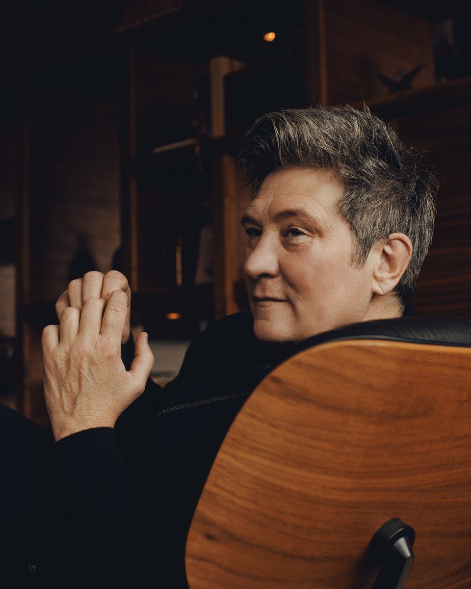 Happy birthday to k.d. lang, born today in 1961 in Edmonton!

Rising to fame in the 1980s, she has released seven studio albums &amp; sold 6.8 million albums.
She has won eight Junos &amp; four Grammys.

She is also well-known for her work in animal rights &amp; LGBTQ rights activism.