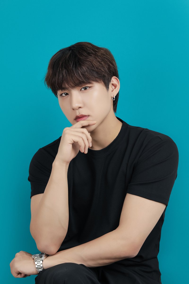 AB6IX's tweet photo. [📷]
✨ HAPPY WOOJIN DAY ✨ | 찾았다 우진이의 퍼스널컬러 🧐❗

🔗 https://t.co/jRrCx1MIFy

#AB6IX #에이비식스 #박우진 #20231102
#11월의행복_우진아_생일축하해
#SHINY_WOOJIN_DAY https://t.co/S4CnIP5VOG