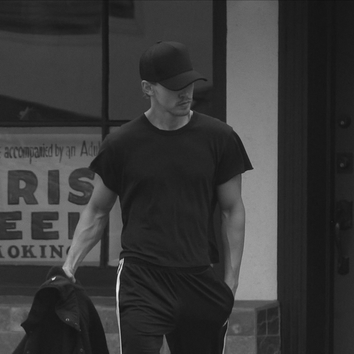#AustinButler #AppreciationPost #BeautifulMan #Style #StreetStyle #Outfit #Menstyle #Cap #Muscles