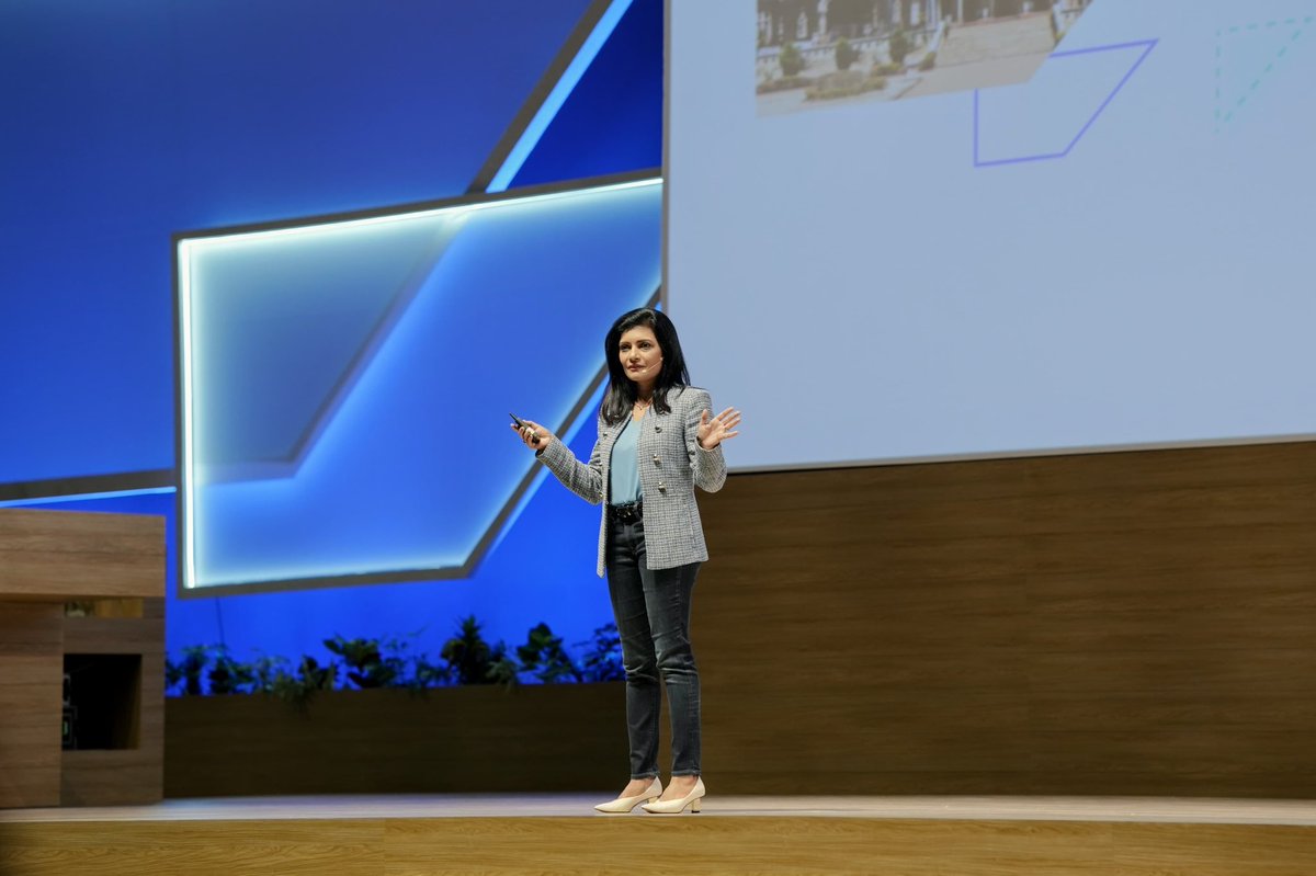 #SAPTechEd 🥳🤩 <a href="/gangadharansind/">Sindhu Gangadharan</a>  Thanks for inspiring us 🤩