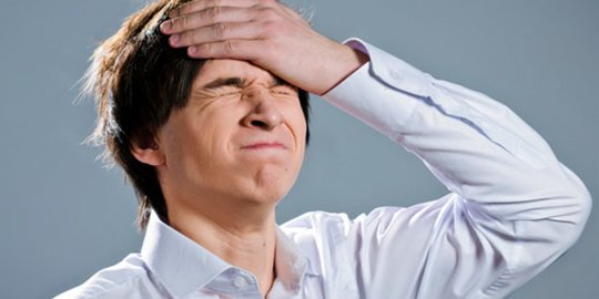 Gimana cara ngatasin gampang lupa ya?

--utas
Siapa di sini yg gampang lupa? Kek entah kenapa ngerasa mulai suka lupa sama apapun itu. Misalnya kek naruh sesuatu, bbrp menit kemudian lupa. Mau belanja abc, sampai minimarket lupa. dll

Yok kita bahas!