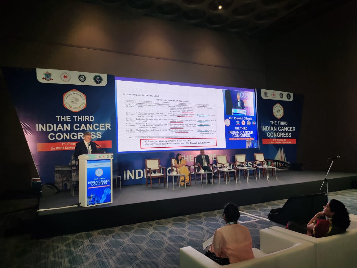 Dr David Cibula presenting <a href="/ICC2023/">ReverendaHdM</a> on pelvic exenteration!