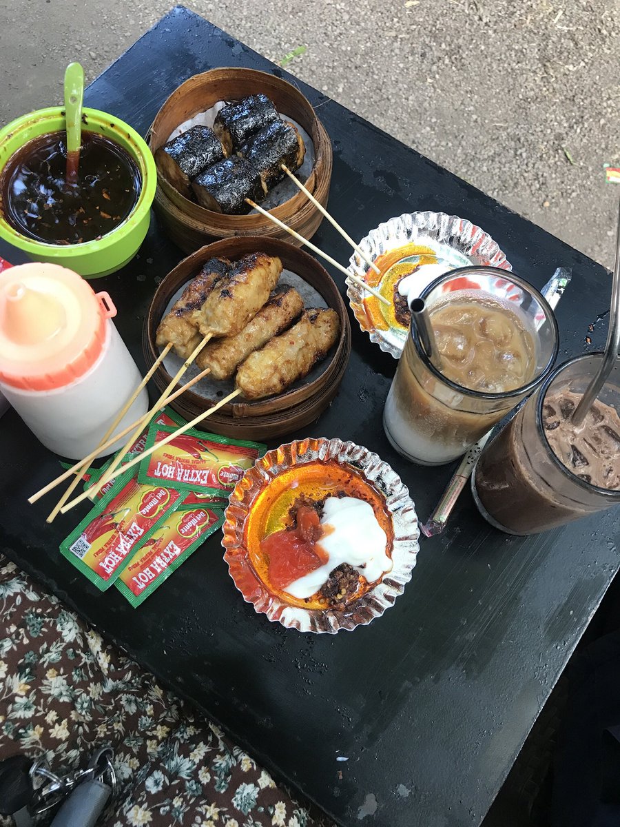 nurfebriardilla's tweet photo. @FOODFESS2 nih, dimsum favorit aku bgt!!!!!🥹🥹😭😭😭✋✋✋ https://t.co/xrjrrib19p