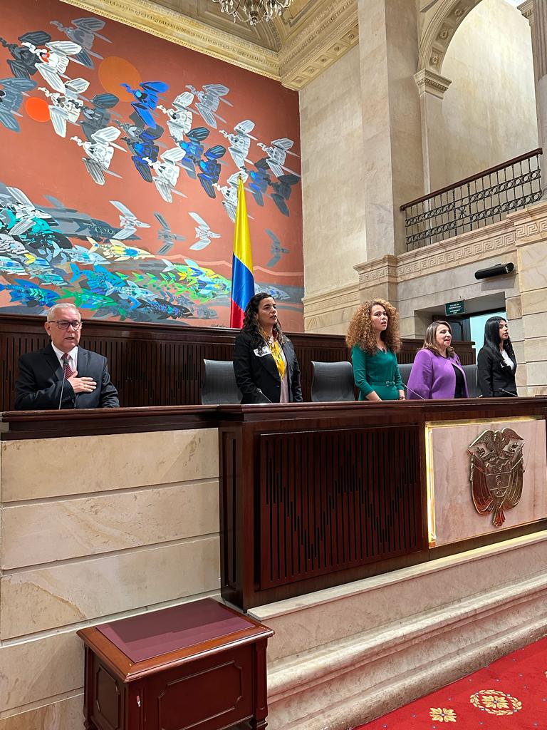 OProtocolo's tweet image. En el salón Elíptico del Capitolio Nacional se llevó a cabo el Panel “Las mujeres científicas y su contribución a las transformaciones que requiere Colombia”, moderado por la ministra de Ciencia, Tecnología e Innovación, Dra. Yesenia Olaya Requene.