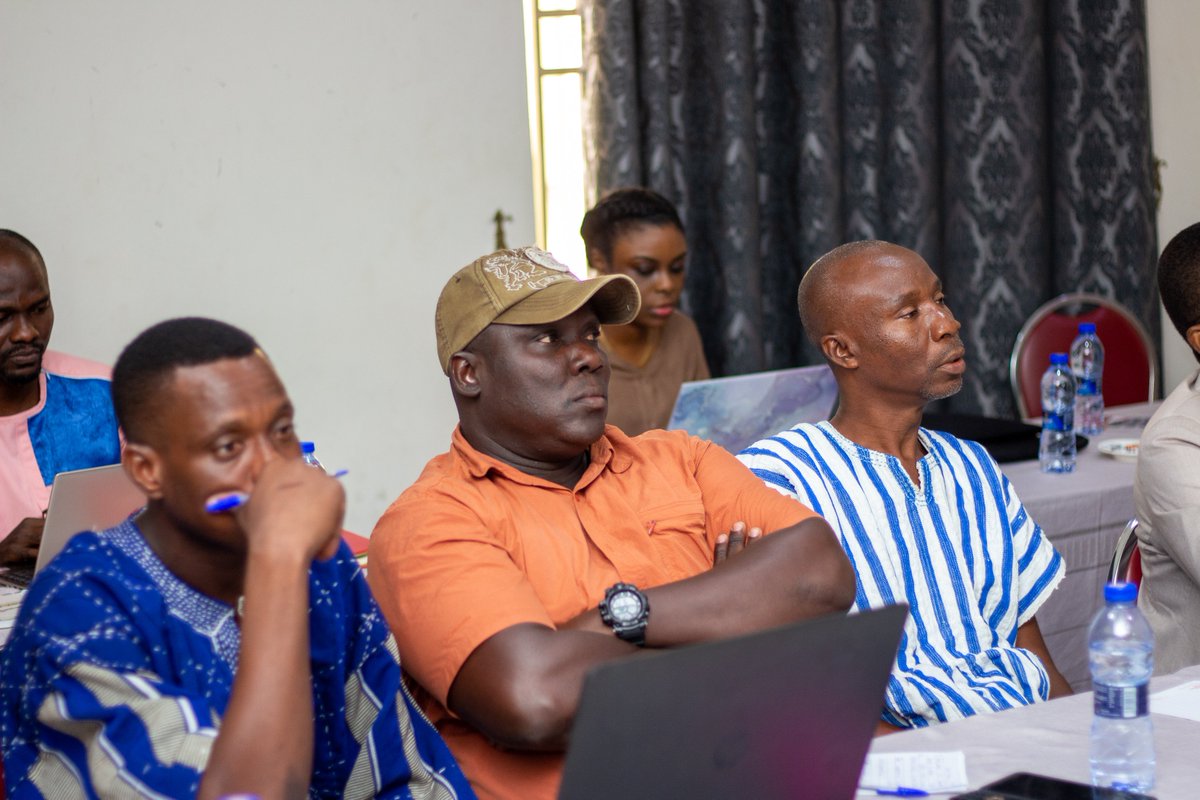 dubawaGH's tweet photo. With support from @USEmbassyGhana, we are training journalists practising across the Volta Region for the next two days. 
Our team lead, @carolineanipah, welcomed participants by explaining why DUBAWA builds the capacity of media practitioners to help tackle information disorder. https://t.co/bOssfmdi0s
