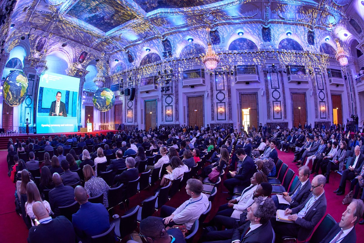 IntForumVienna's tweet photo. 🌎 The #IVECForum23 is in full swing and the energy is high ⚡️

We are showcasing innovative technologies &amp; transformative solutions to accelerate low-emission, climate-resilient development at Hofburg Palace in #Vienna.

#ProgressbyInnovation #SDGsolutions #EnergyTransition https://t.co/K9oEgYE1id