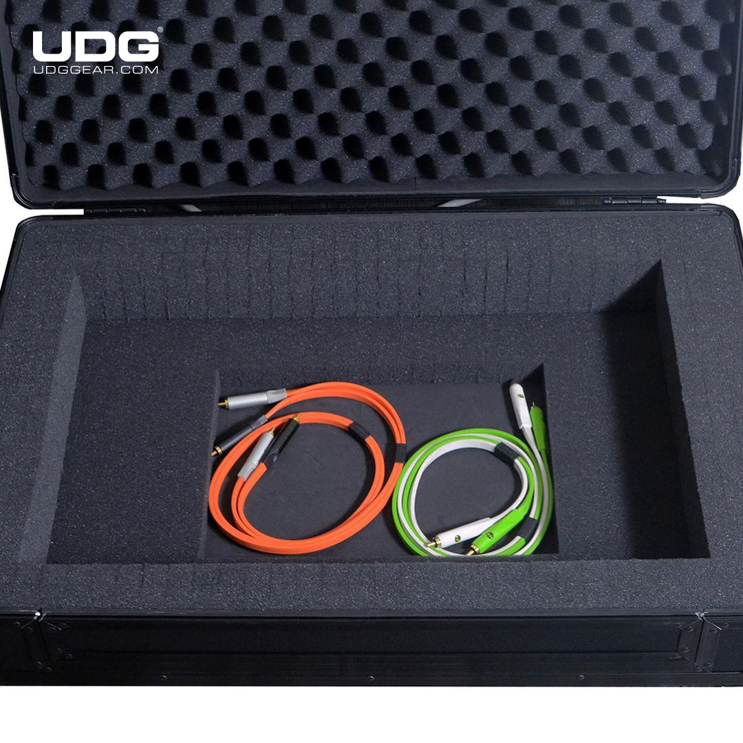 udggearcom's tweet photo. Double layer of the pick &amp; pluck foam allow you to place laptop or cables on the bottom by @tooltour_tainan

#UDG #UDGGEAR #Deejay #Producer #DJLIFE #UDGonTheRoad #DJonTour #UDGReGram #pickfoam #flightcase #pickpluck #tooltour #tainan #taiwan #djshop #multiplayer #Serato https://t.co/YuMgCoNxyI