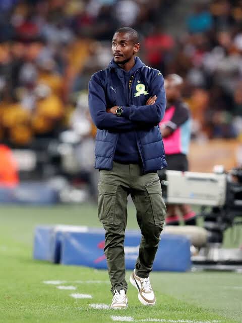 The biggest team in Africa, Al Ahly simply can’t beat this man… Worse part they couldn’t score him home and away. Rulani Mokwena appreciation post! We need more coaches like him in this country! 🇿🇦💪🏿