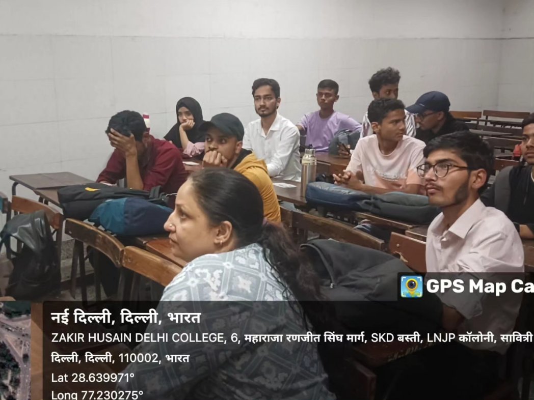 nsszhdce's tweet photo. NSS unit of Zakir Husain Delhi College (Evening) organised a discussion session under the aegis of Cyber Jagrookta Diwas on 01 November 2023 in the college campus. Different dimensions and importance of Cyber Crime Awareness were discussed. https://t.co/cJPDSnzPkU