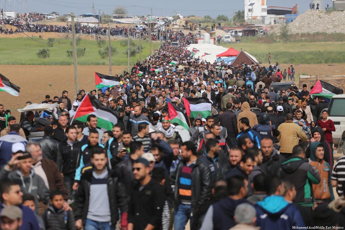 KeithWoodsYT's tweet photo. 🇵🇸 "Why didn't people in Gaza try peaceful protest?"

They did. In 2018, thousands of Palestinians took part in 'The Great March of Return', demanding they be freed from Israel's blockade and granted their right of return to their ancestral homeland.

Over 70 percent of the population of Gaza are considered refugees, expelled from or descended from people expelled from Palestine in the so-called Nakba, Israel's ethnic cleansing of the land in 1948.

The protestors demanded right of return, and an end to the blockade of Gaza, which is illegal under law as a form of collective punishment but has persisted since 2006.

Israel responded by shooting the peaceful protestors, treating anyone approaching the fence around Gaza as a legitimate target - including children, the disabled, and medics. Human rights groups universally condemned this targeting of peaceful protestors.

Between the first protest and November 2019, more than 35 thousand protestors were injured, 7,996 with live ammo.

Israeli snipers usually targeted the protestors legs and knees. Half the injured protestors were crippled for life.