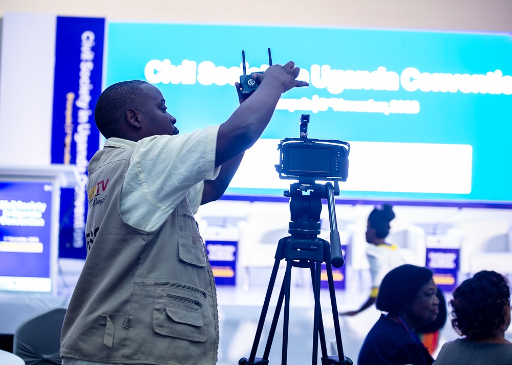 The process... 
👏👏👏👏 The Team behind the #CivicSpaceTV cameras today during the #CSOConvention2023 
#CSOConventionUG today. 

  We are live on youtube.com/live/yFP7avDYG…