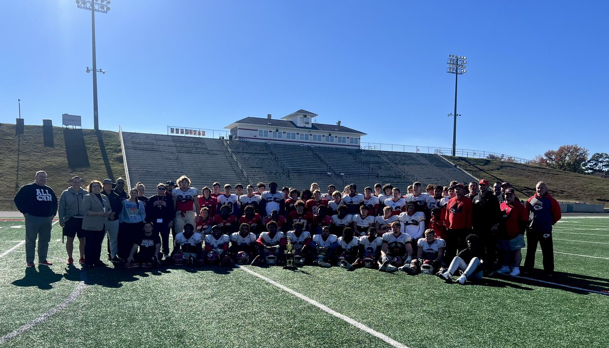 SCHS_Indians's tweet image. Trophy presentation for the 2023 Region Championship! Extremely proud of this team and our coaches! #wearestephens🔴⚫️🔥 #homeofchampions🏆  #tribepride