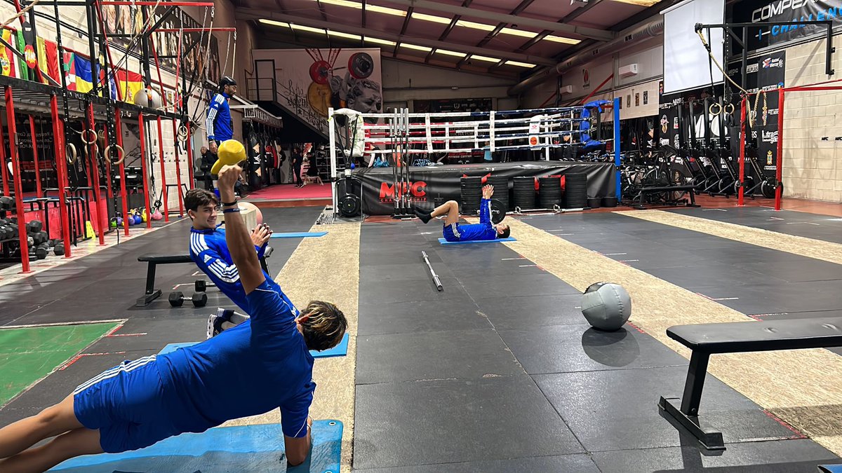 ROBERTO CARLOS tweet media