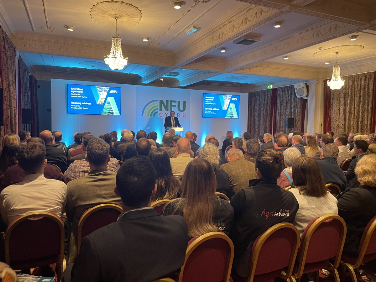 Clare_MichelleW's tweet photo. It’s a packed room at #NFUCymru23. We’re in for a great day with some fantastic speakers 👏🏻 https://t.co/Gb0cNZwQuX