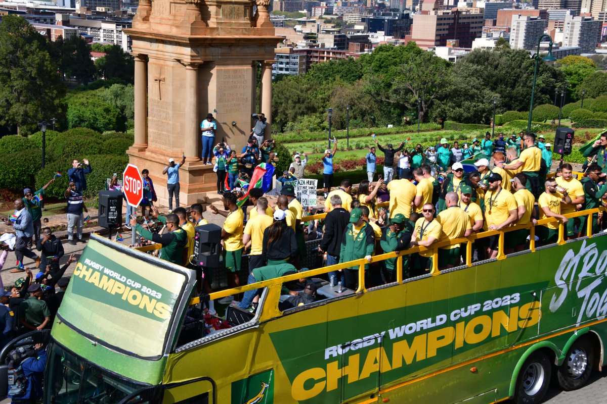 SANDF_ZA's tweet photo. #RugbyWorldCup2023 || President Cyril Ramaphosa delivers an address during the welcome ceremony of Rugby World Cup 2023 Champions, the Springboks, to the Union Buildings in Pretoria.
#SANDF
#Springboks
#GoSpringboks
#RWCFinal2023 https://t.co/BrvvC4ZapS